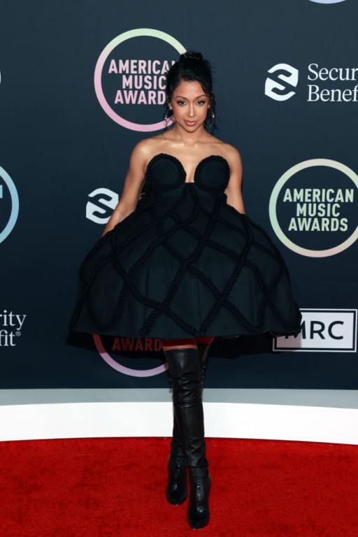 2021 American Music Awards - Arrivals