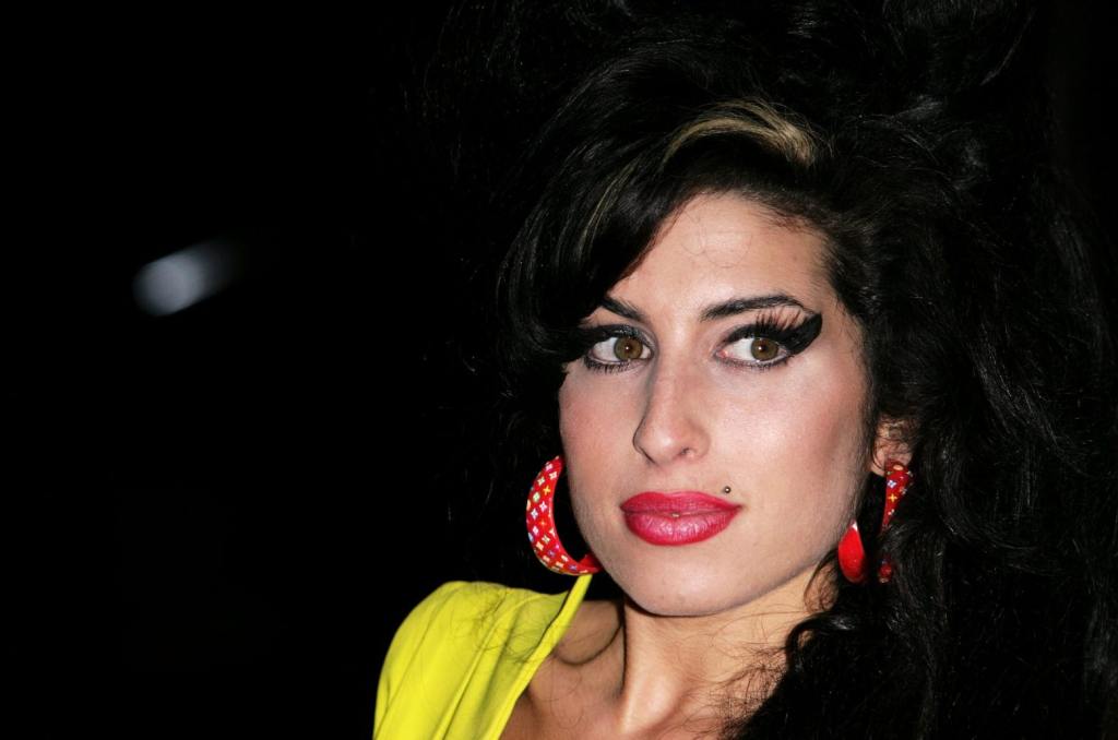 Amy Winehouse arrives at the BRIT Awards 2007, Amy Winehouse's x Best Songs