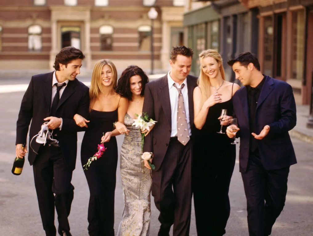 Cast members of NBC's comedy series "Friends." Pictured: David Schwimmer as Ross Geller, Jennifer Aniston as Rachel Green, Courteney Cox as Monica Geller, Matthew Perry as Chandler Bing, Lisa Kudrow as Phoebe Buffay, Matt LeBlanc as Joey Tribbiani.