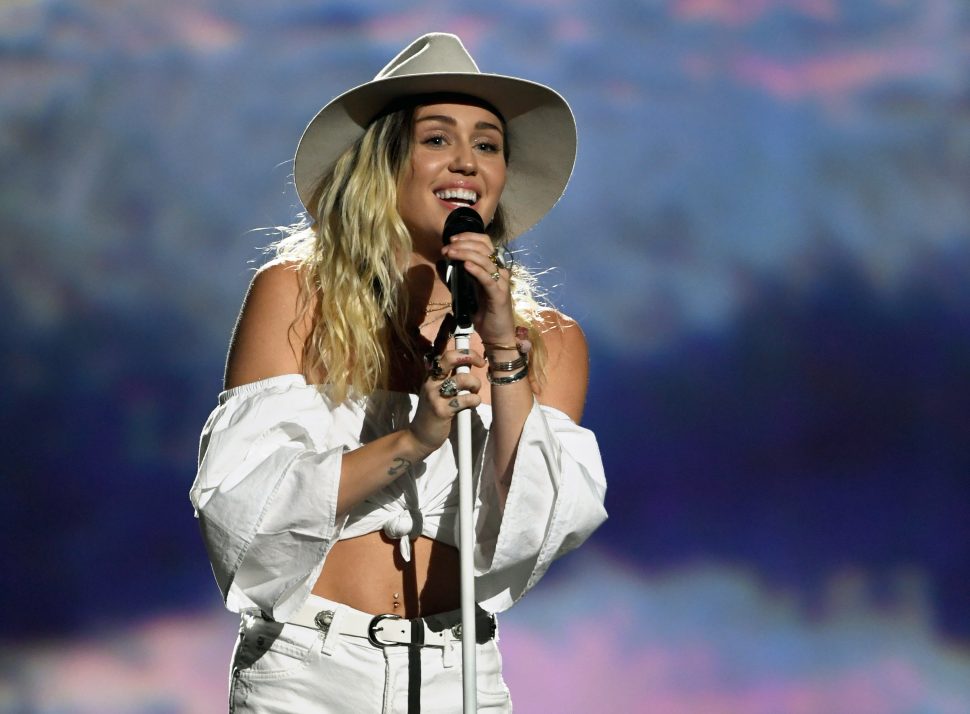 Miley Cyrus Strips Down For Nsfw Woodstock Announcement 7311