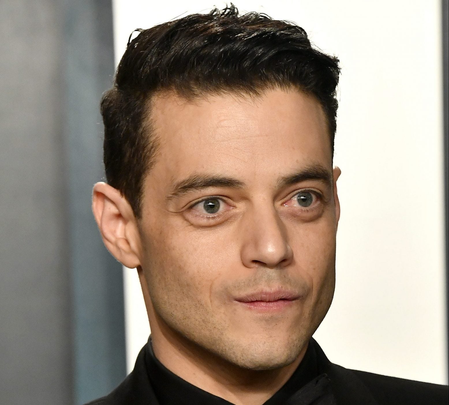 Rami Malek Told Rachel Bilson To Take Down Throwback Photo Of Them