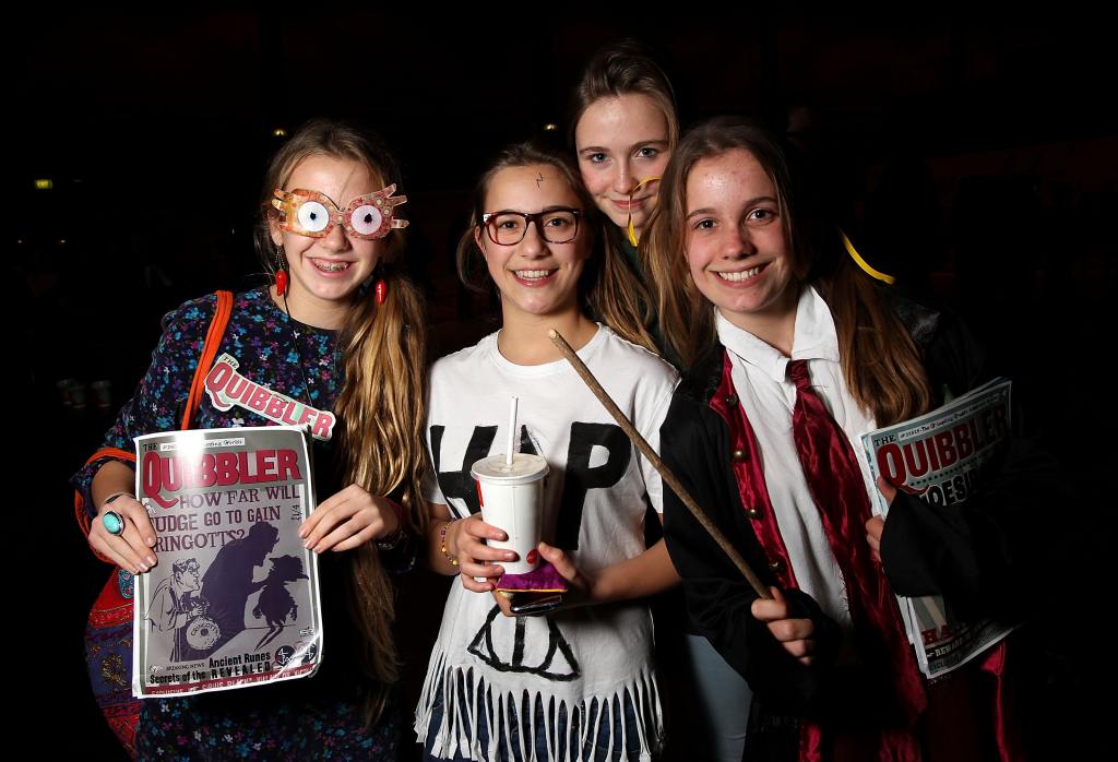 Fans Gather For Harry Potter & The Deathly Hallows P2