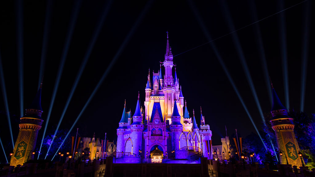 Cinderella Castle At Walt Disney World Is Lit Purple And Gold for 2020 NBA Champion Los Angeles Lakers