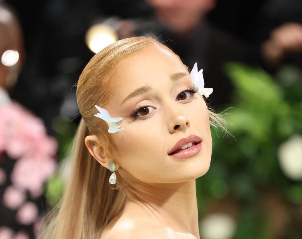 Ariana Grande Performs ‘Into You’ At The Met Gala