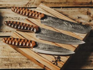 carbon and steel knife set